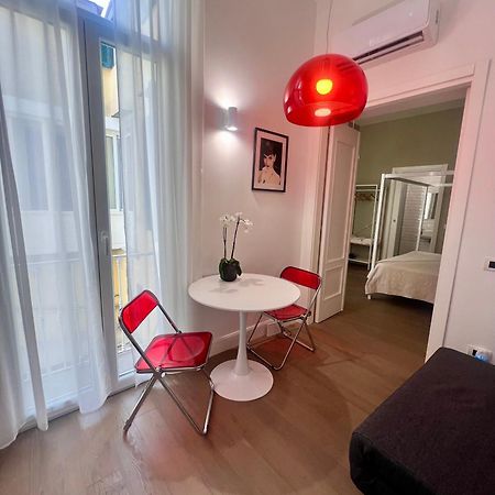 Lion Suite Nápoly Kültér fotó